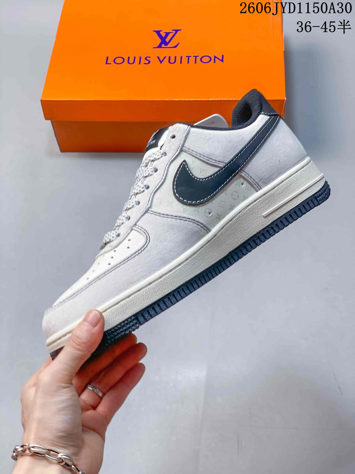 Nike Air Force 1 '07 Low White Black Graffiti Sneakers