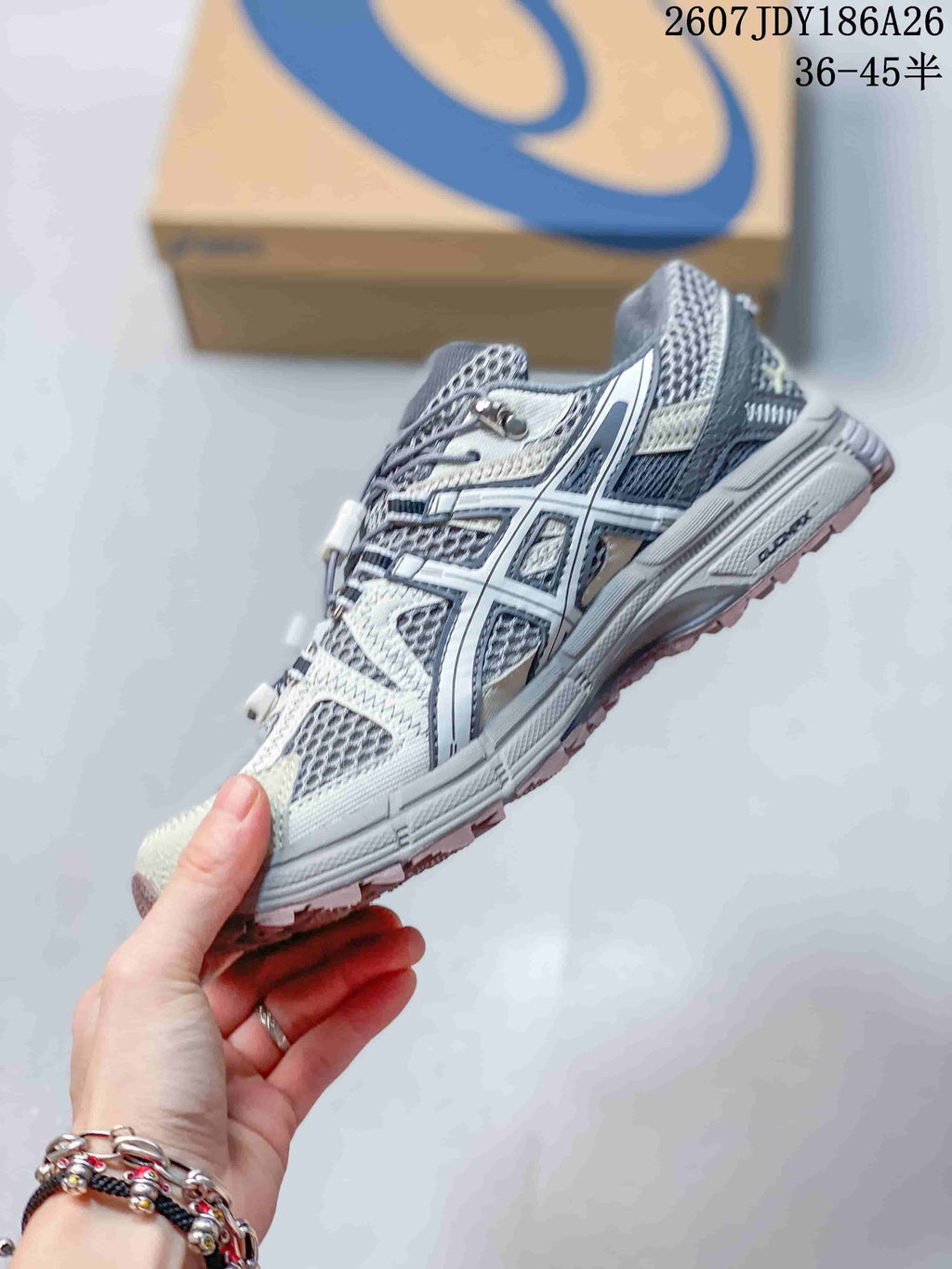 ASICS Gel-Kahana 8 FL Outdoor Sneakers Gray White