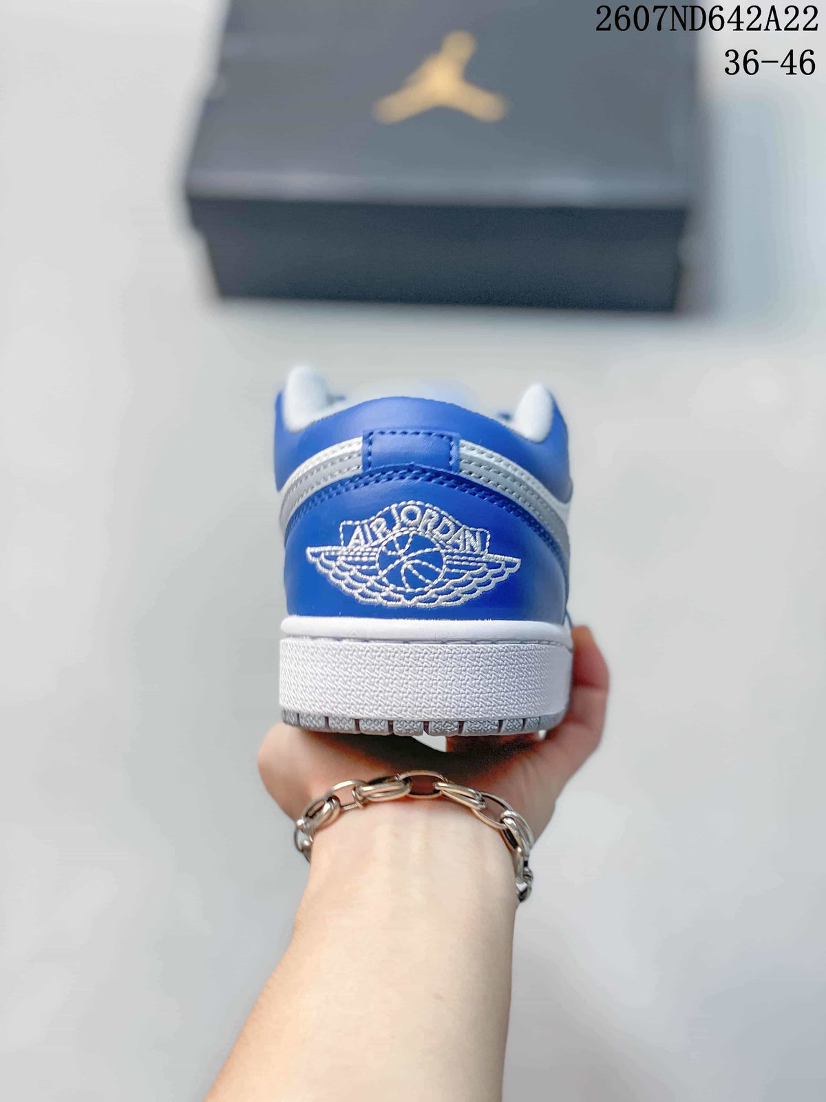 Nike Air Jordan 1 Low OG Blue White Sneakers 553558-140
