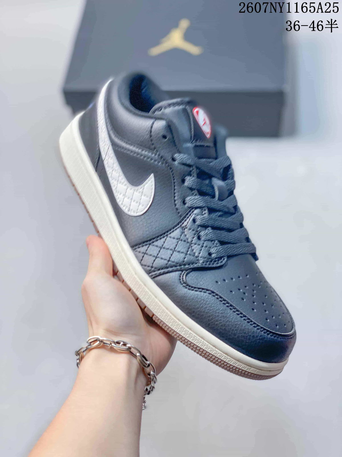 Jordan Air Jordan 1 Low Black White Sneakers