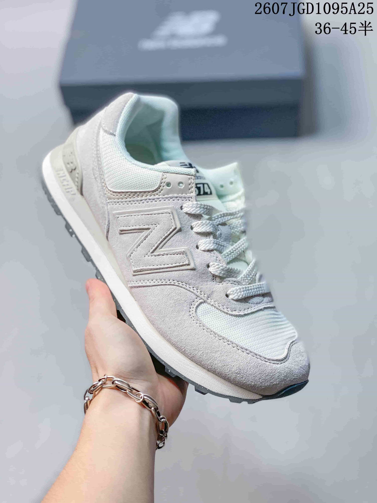 New Balance 574 Sneakers White and Grey 712250EWO
