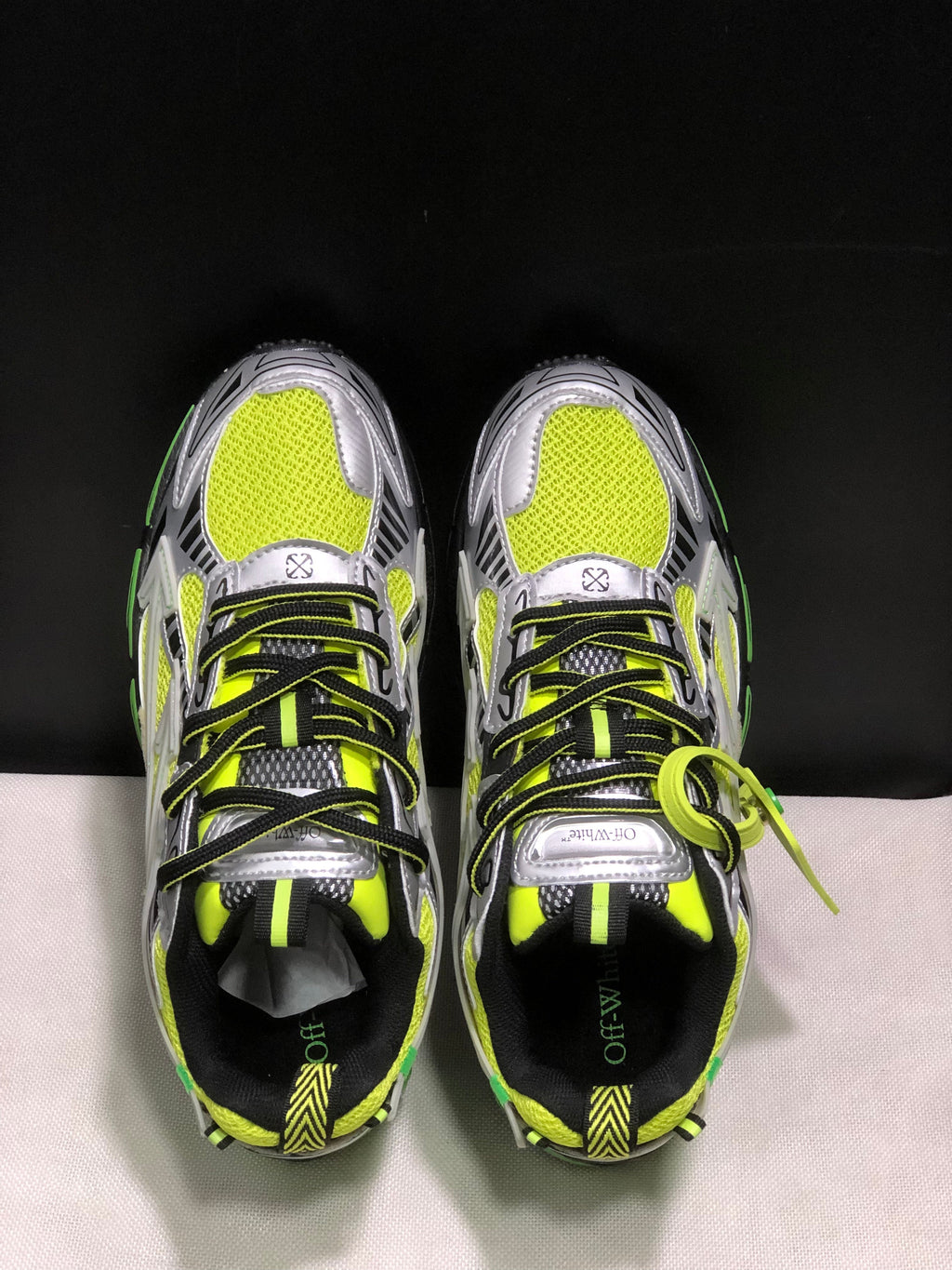 Off-White Be Right Back Sneakers Neon Green Black