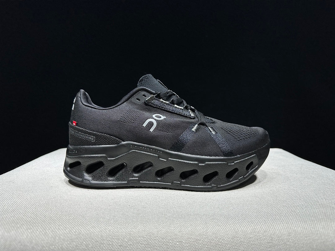 On Cloudeclipse Running Shoes, All Black