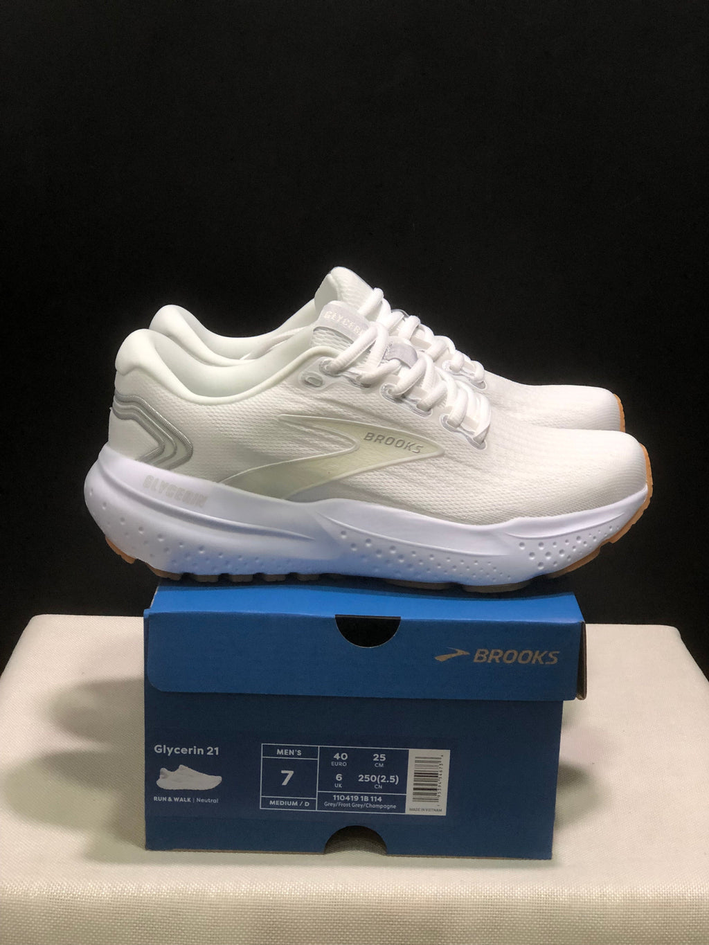 Brooks Glycerin 21 White Low-Top Running Sneakers