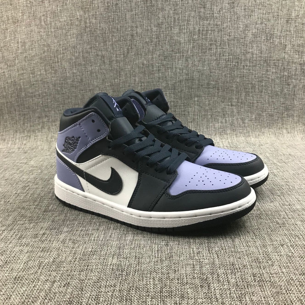 Jordan 1 Mid Sneakers Deep Blue Toe 554724-445
