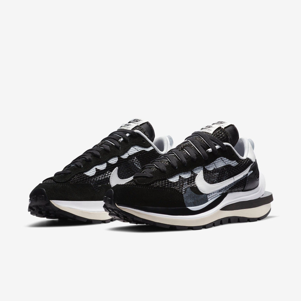 Nike sacai VaporWaffle CV1363-001 Black White Sneakers