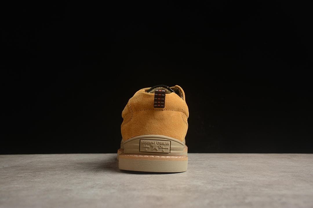 CAT Tramp Hike Low Men's Suede Shoes in Wheat