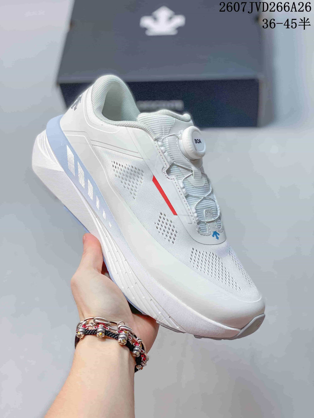 Descente Traxis Sneakers White 2607JVD266A26
