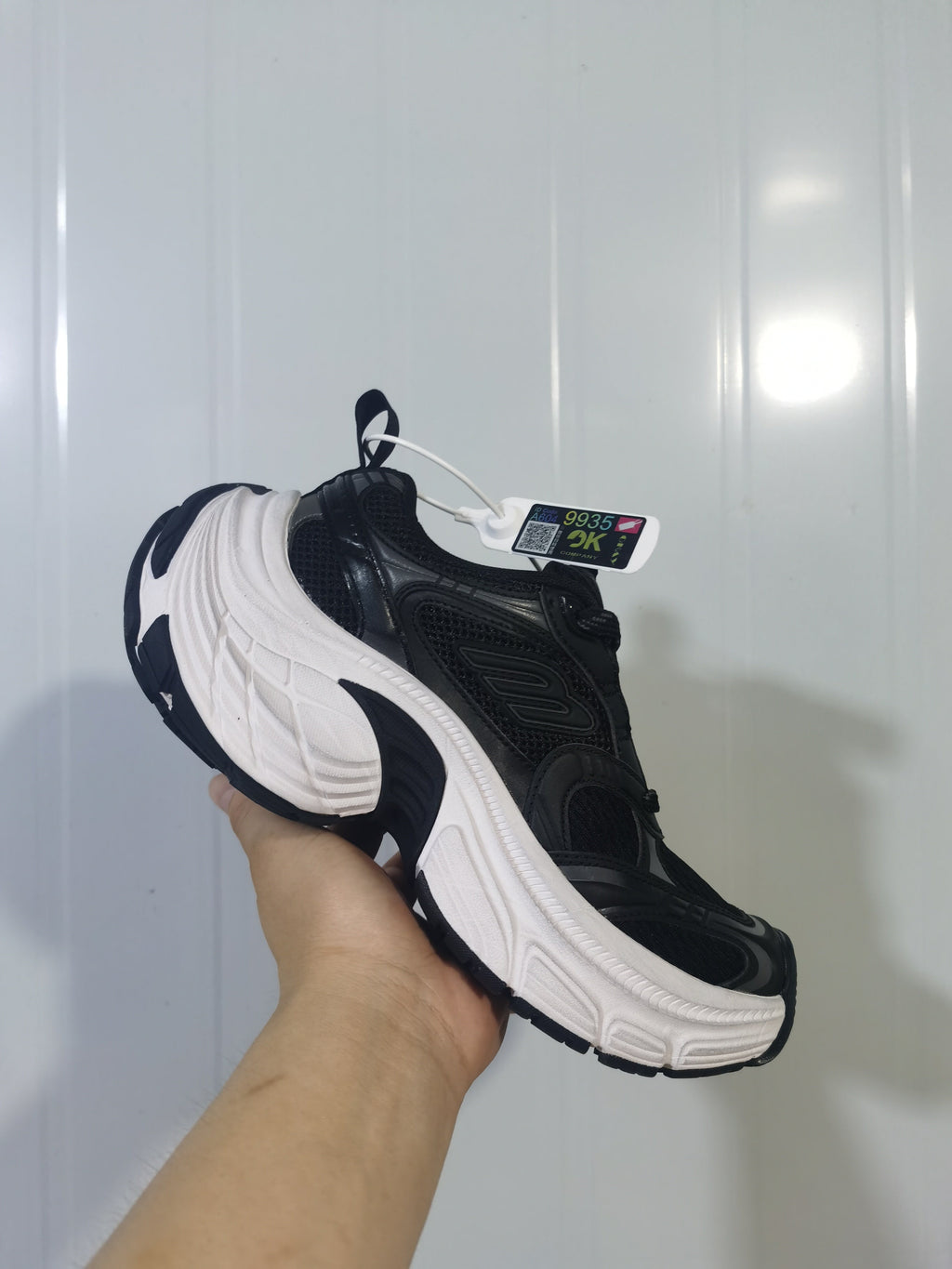 Skechers 0101 Black and White Sneakers