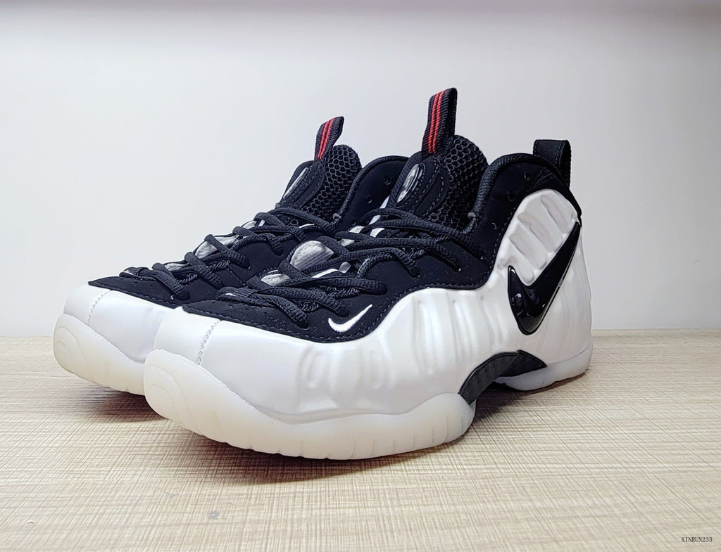 Nike Air Foamposite One White Black Sneakers