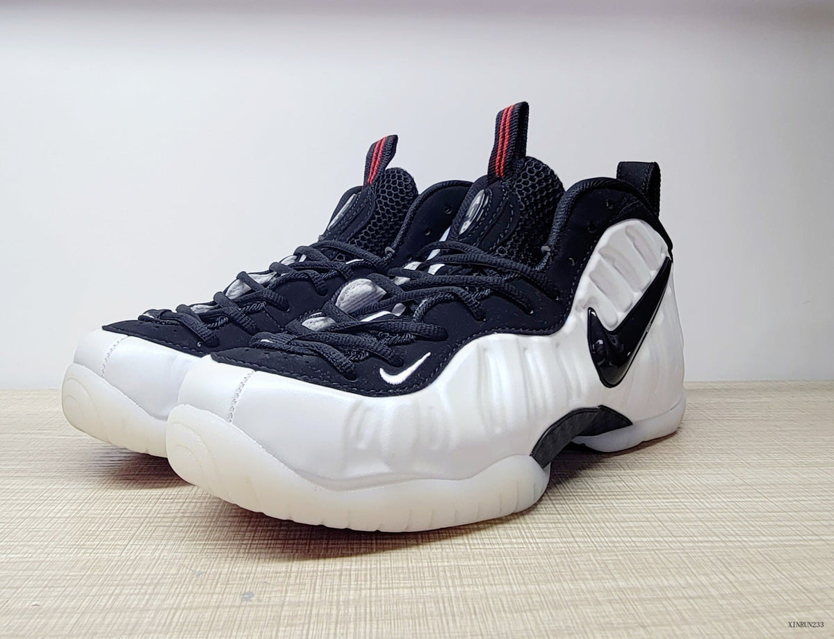 Nike Air Foamposite One White Black Sneakers