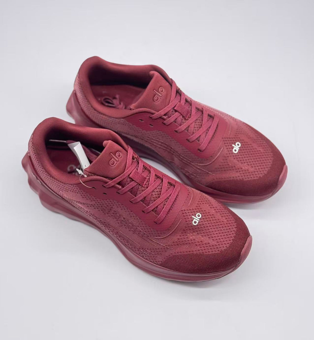 alo Runner Sneakers Burgundy