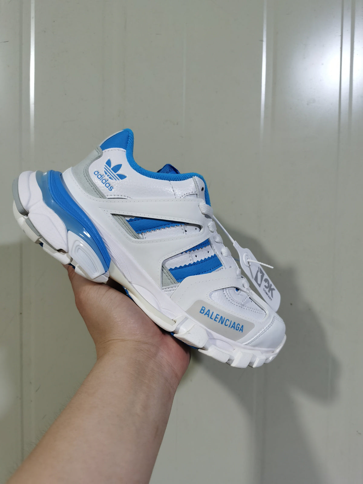 adidas Track Forum Low Top Sneakers White Blue 5012