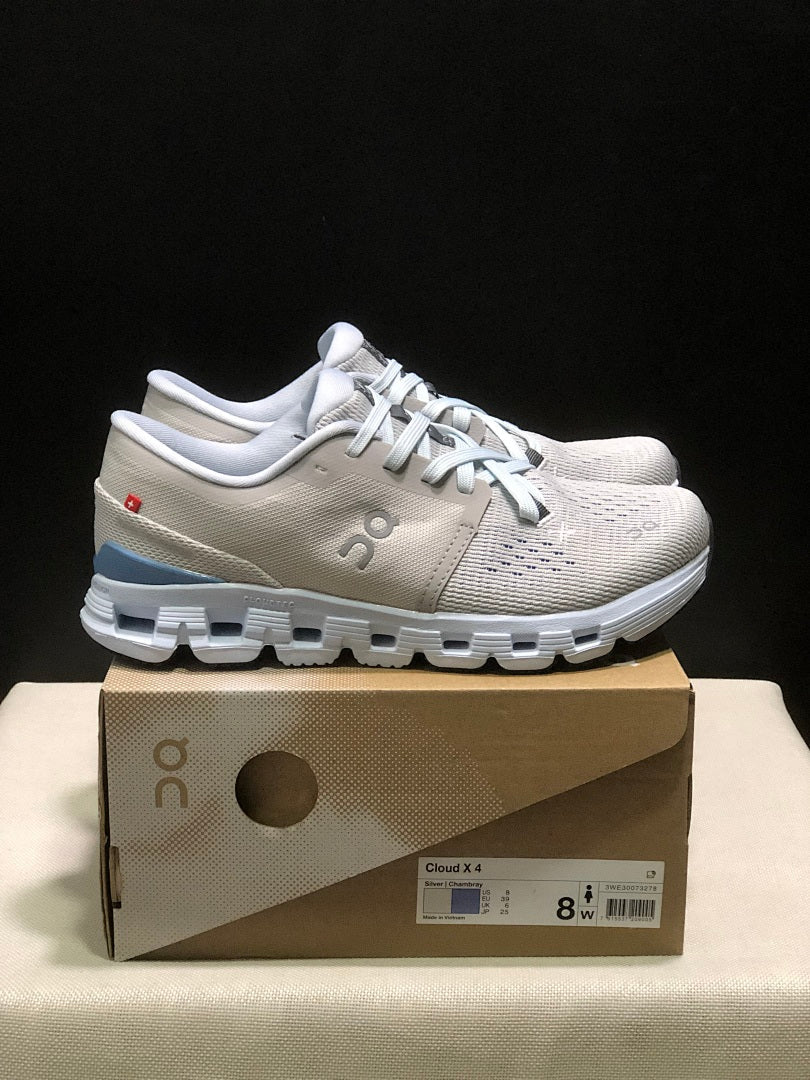 On Cloud X 4 Sneakers in Silver and Blue