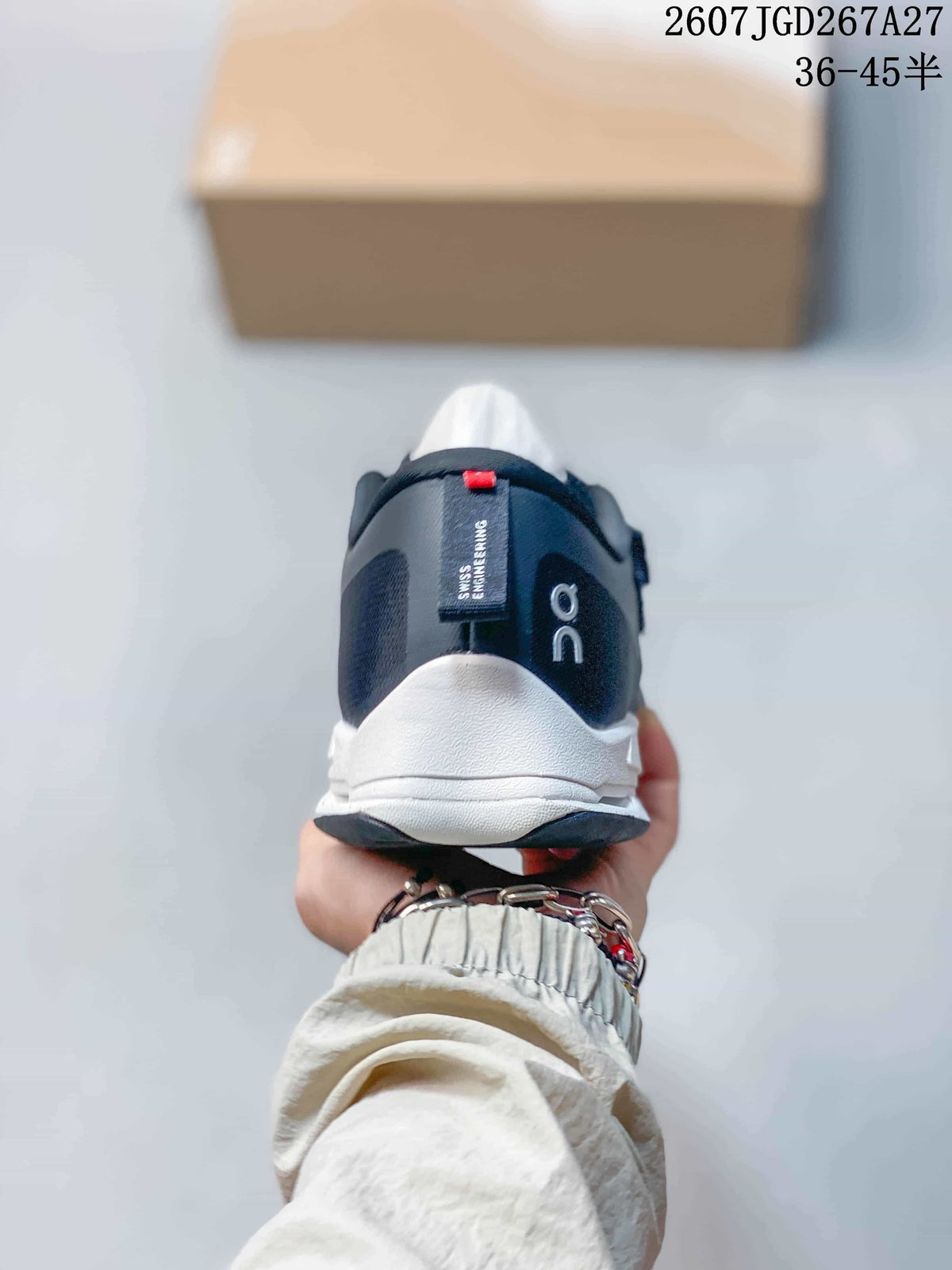 On Cloudnova Moon Low-Top Casual Sneakers