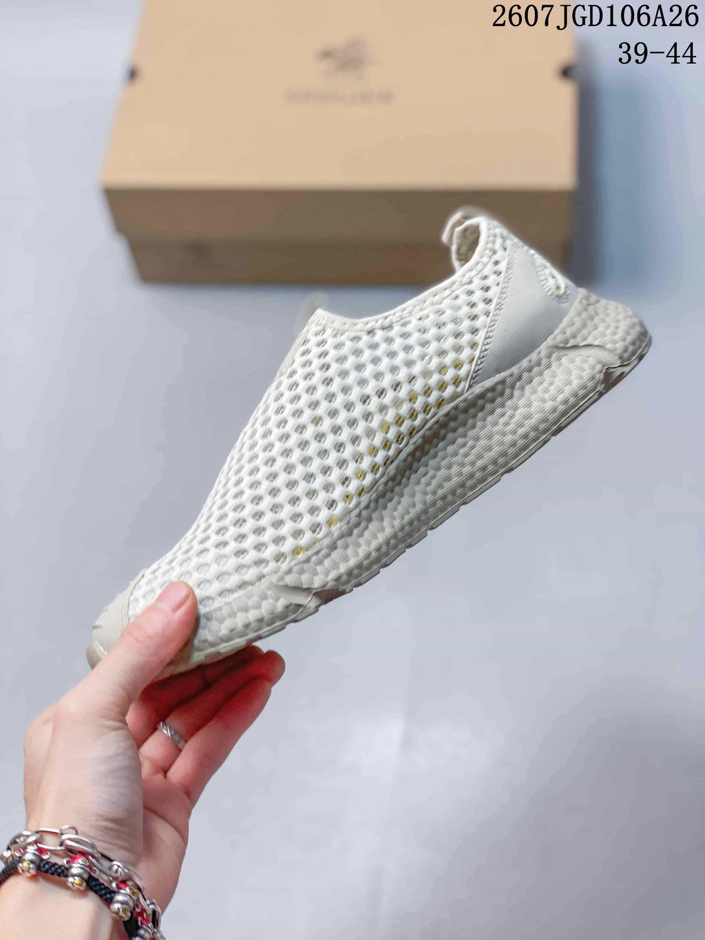SREGIEK 712260TOI White Mesh Slip-On Sneakers