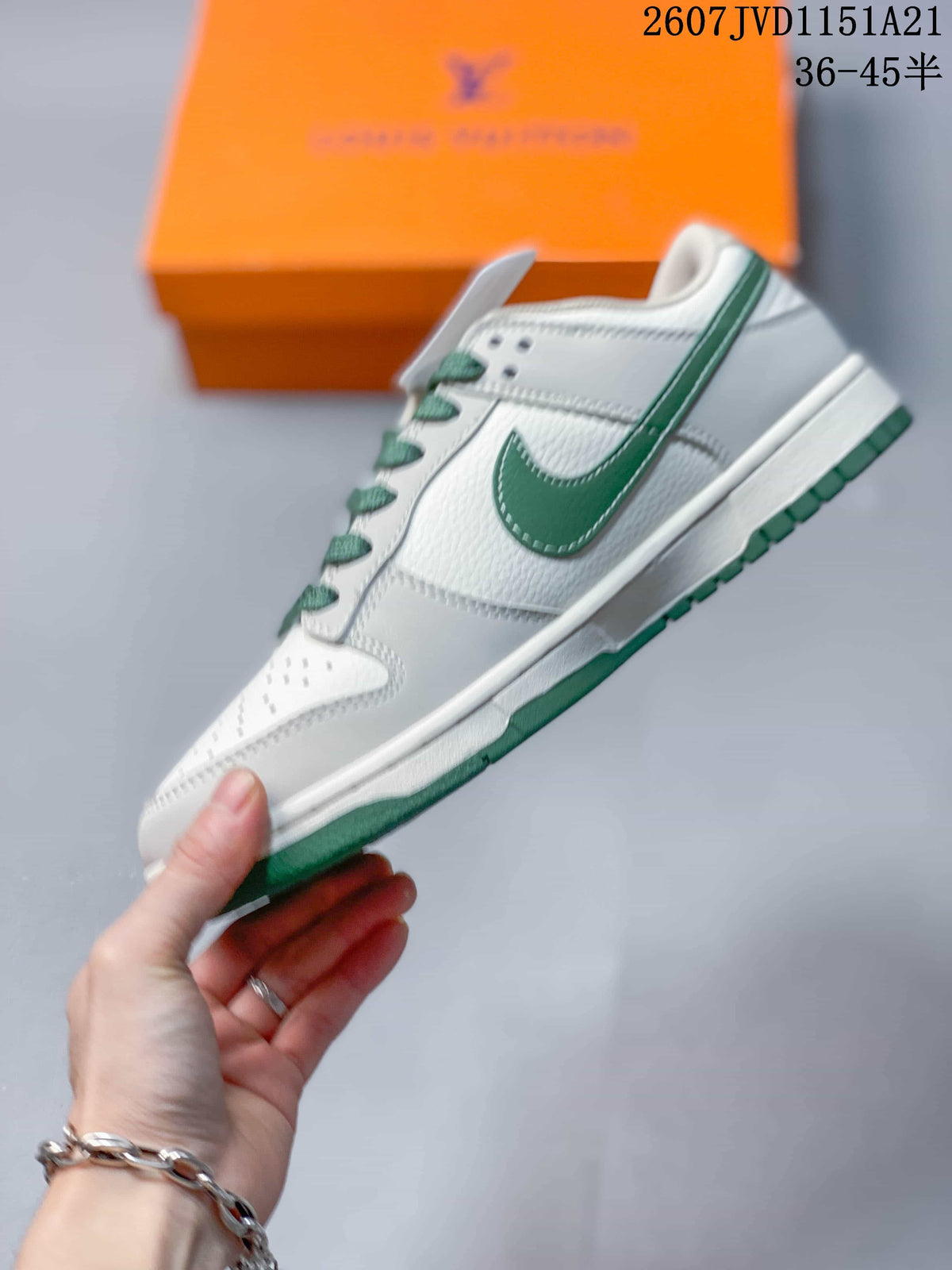 Nike Dunk Low Retro White Green Sneakers 2607JVD1151A21