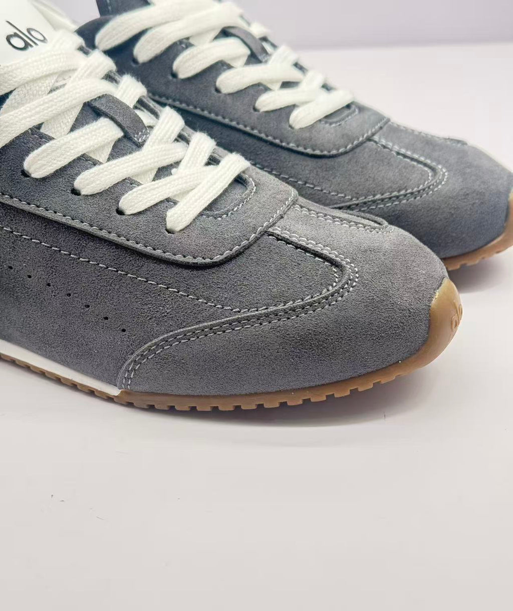 Alo Carbon Gray Low-Top Sneakers