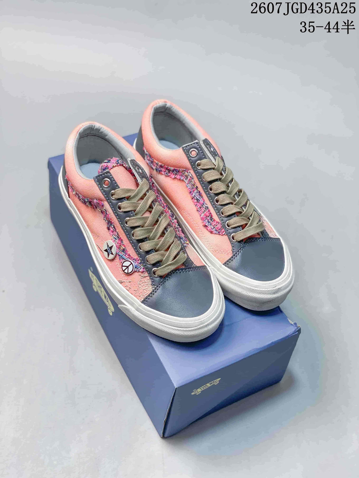 Vans LX Old Skool 36 Souvenir Sneakers Salmon Pink