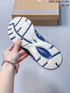 ASICS GEL-SD Lyte Sneakers in White and Navy
