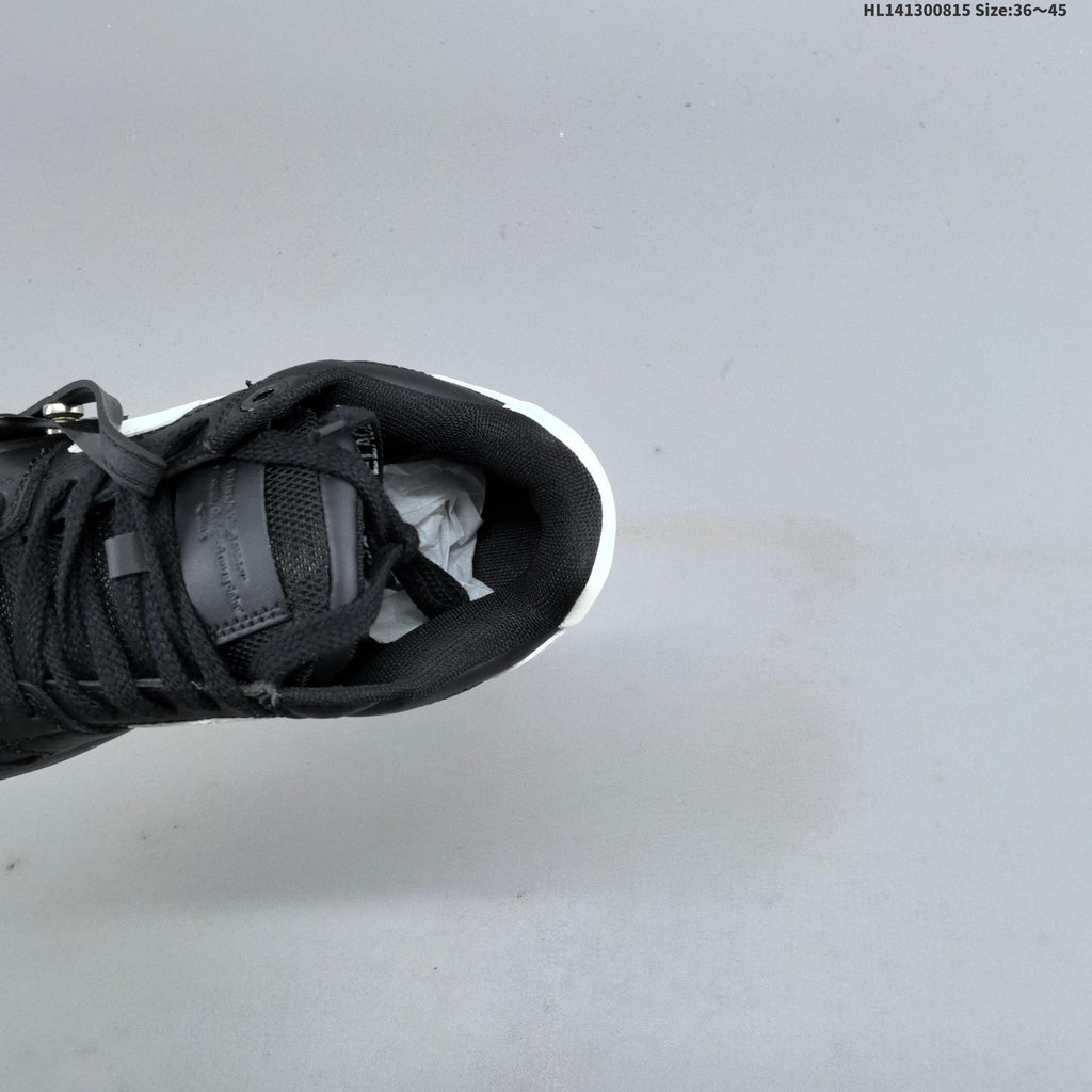 Off-White Arrows Low-Top Sneakers in Black and White