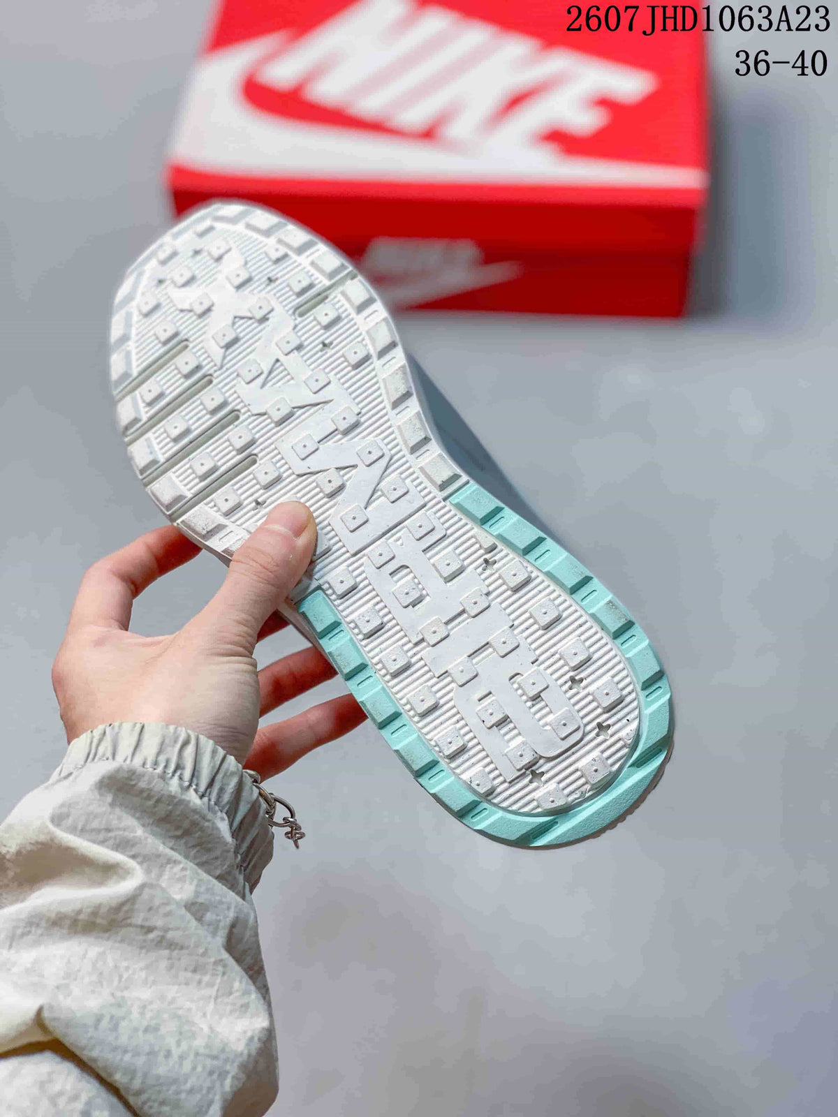 Nike Air Max Viva Sneakers Gray Turquoise 712330TIT