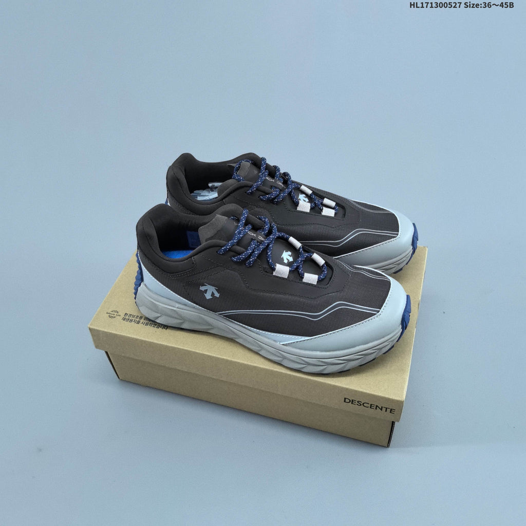 Descente TERRAIND Low-Top Hiking Shoes
