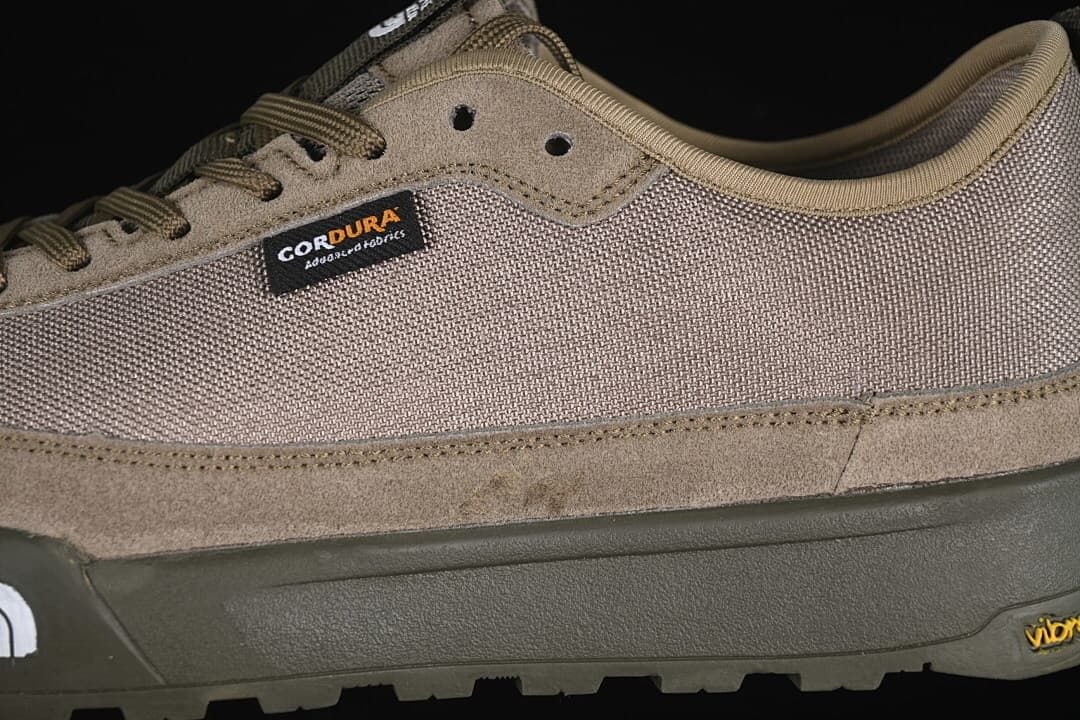 The North Face NF0A8AD94QI-080 Khaki Low-Top Shoes