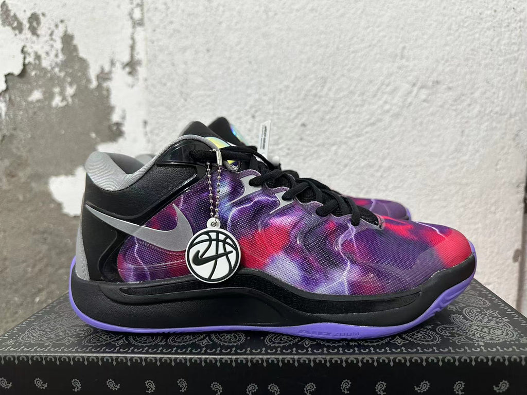Nike Basketball Shoes in Black and Purple