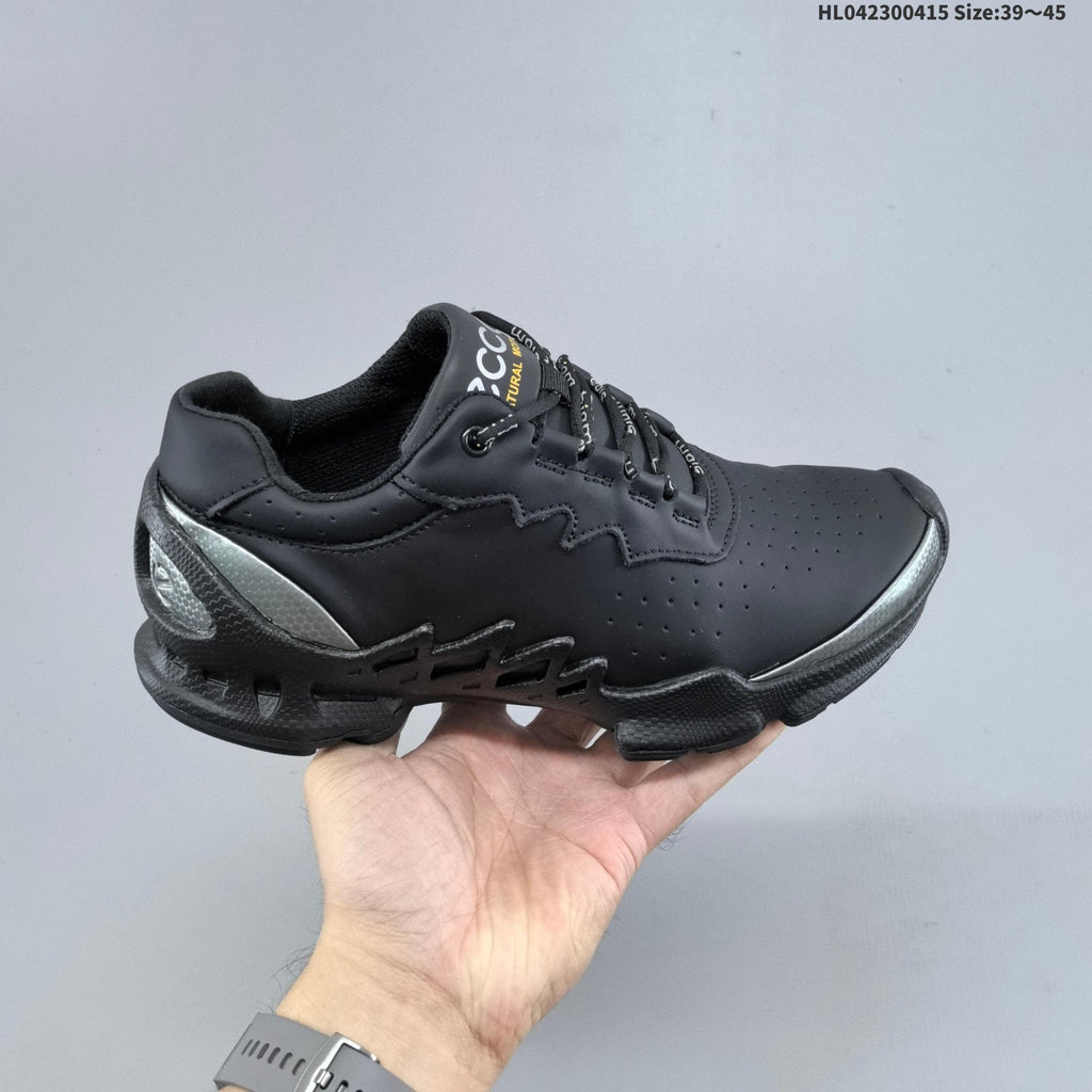 ECCO Men's Black Perforated Lace-Up Sneakers