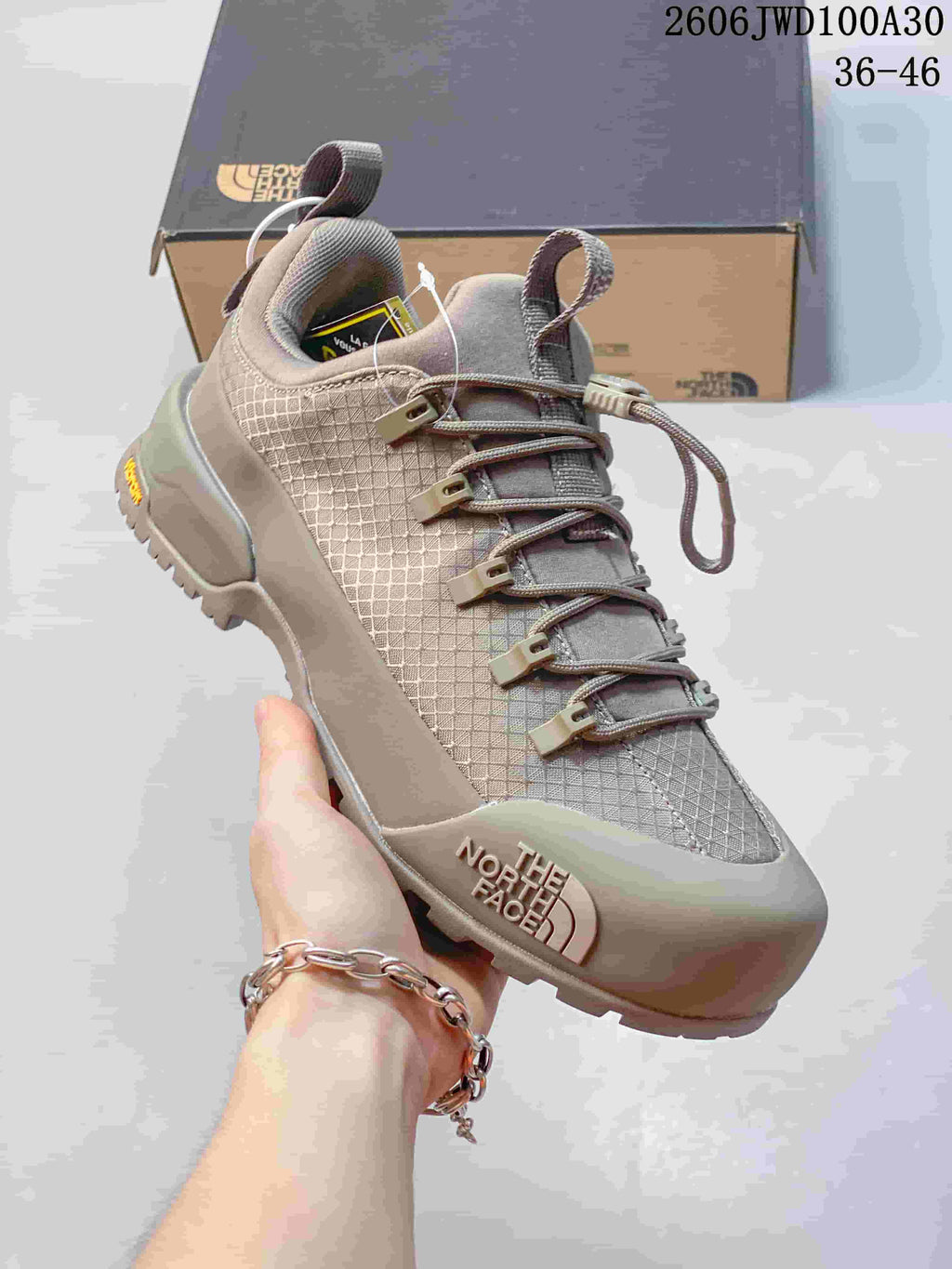 The North Face Glenclyffe Low-Top Hiking Shoes, Taupe