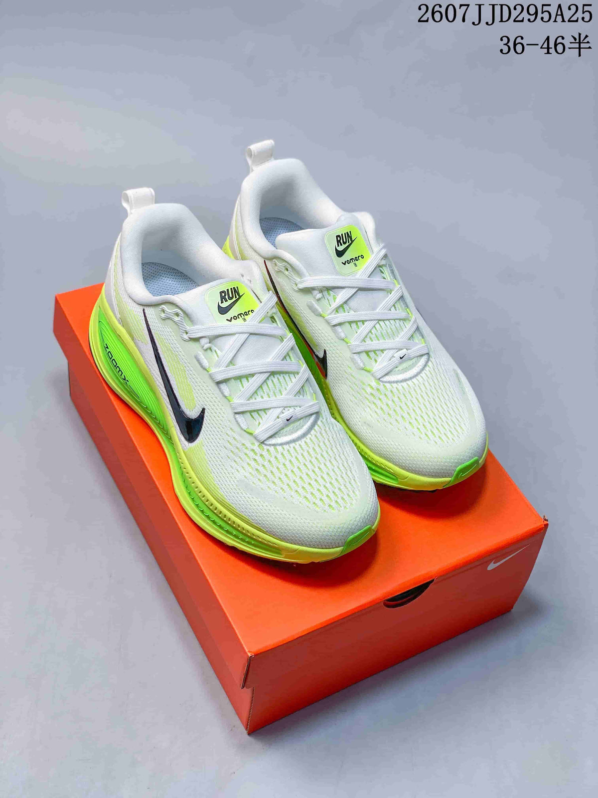 Nike Vomero 18 Running Shoes White Neon Green JD295A25
