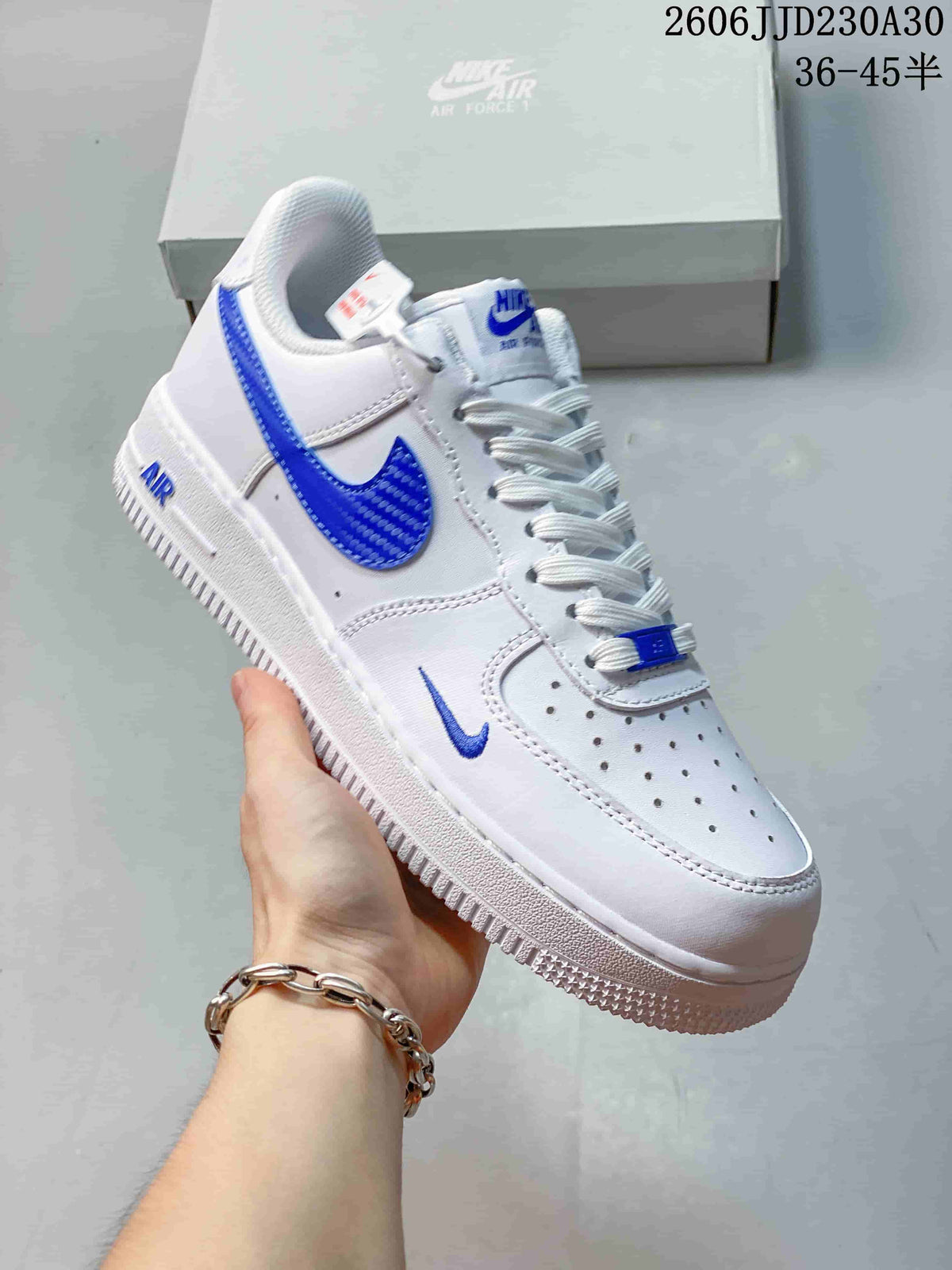 Nike Air Force 1 ’07 Low White and Blue Sneakers