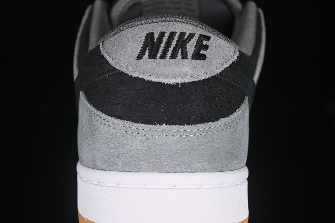 Nike SB Dunk Low Sneakers Black Grey HF3063-001