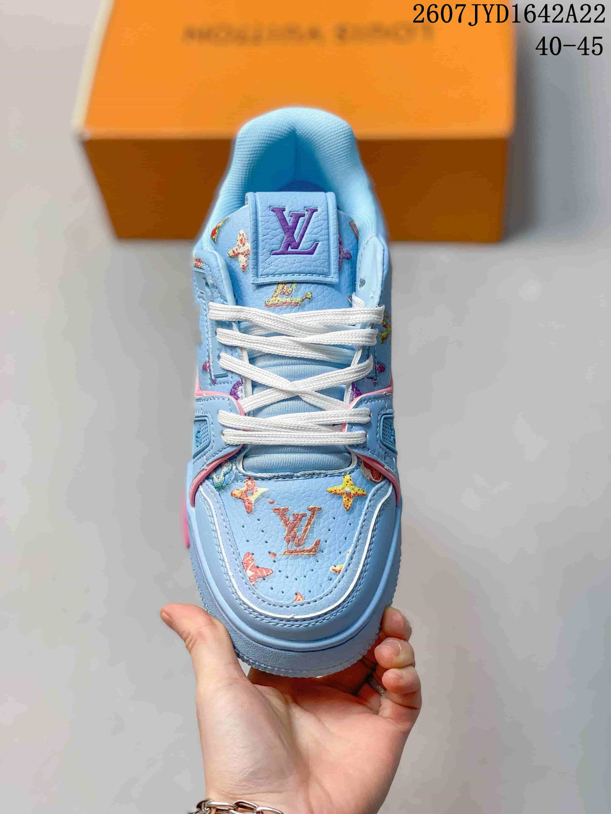 Louis Vuitton Trainer Low-Top Sneakers Light Blue