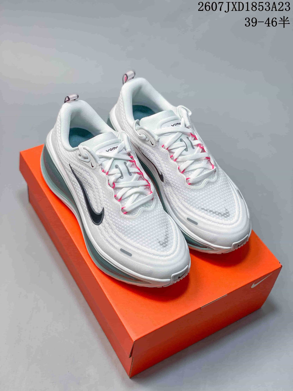 Nike Vomero 18 GTX Sneakers White JXD1853A23