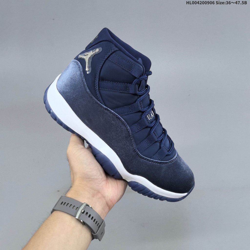 Jordan Air Jordan 11 Retro Midnight Navy High-Top Sneakers
