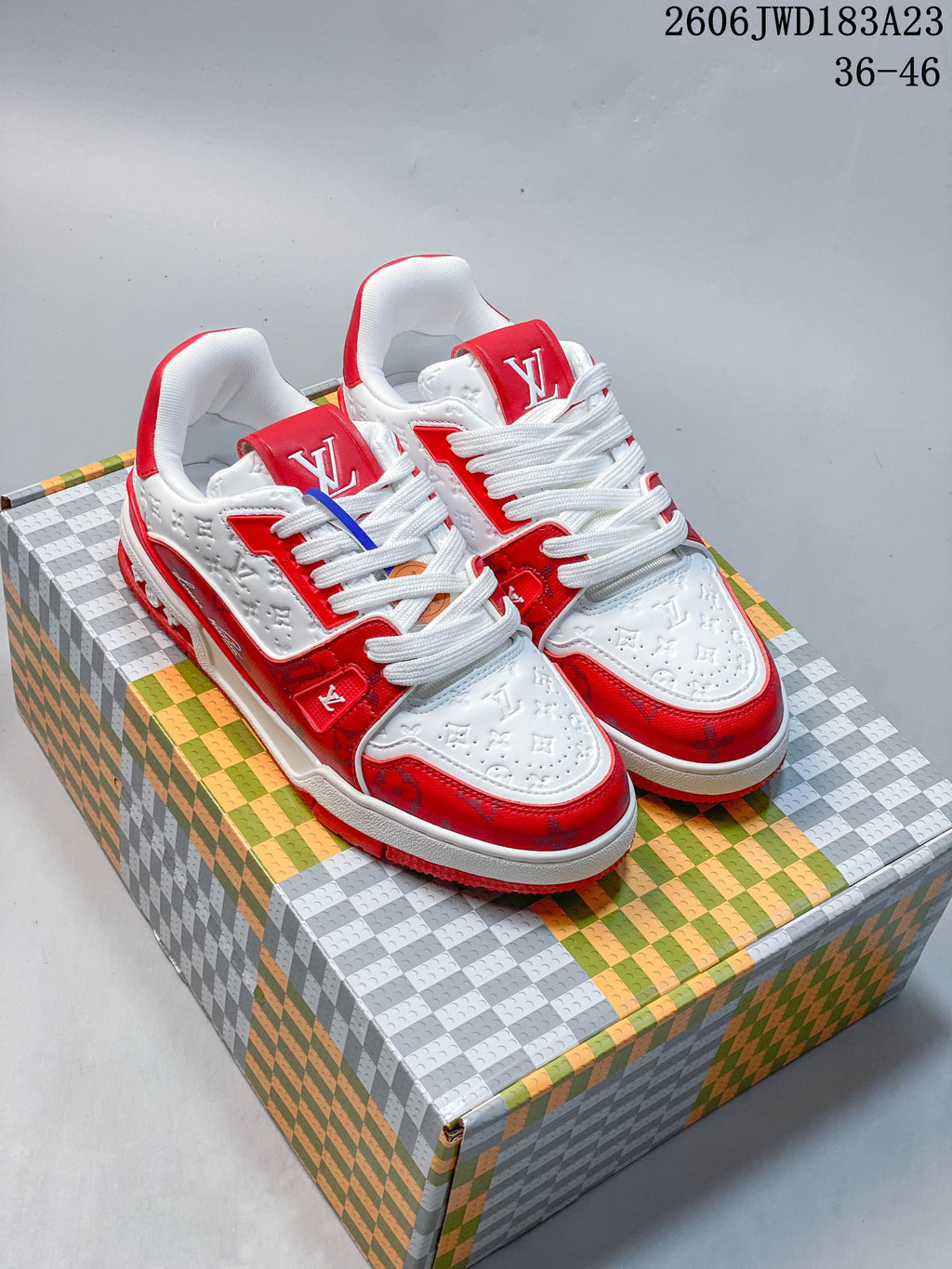 Louis Vuitton Trainer Low Sneakers in Red and White