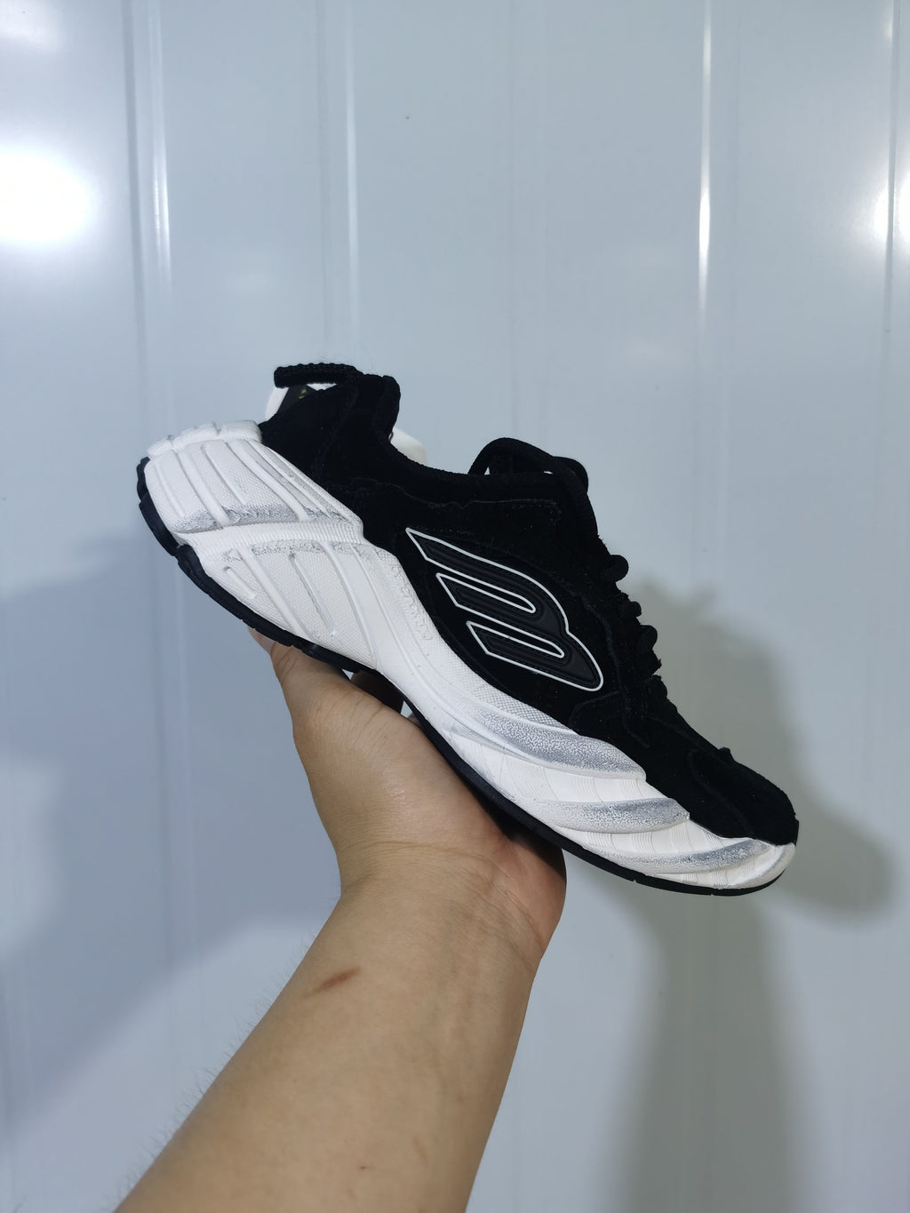Skechers 1000 Monday Black White Sneakers