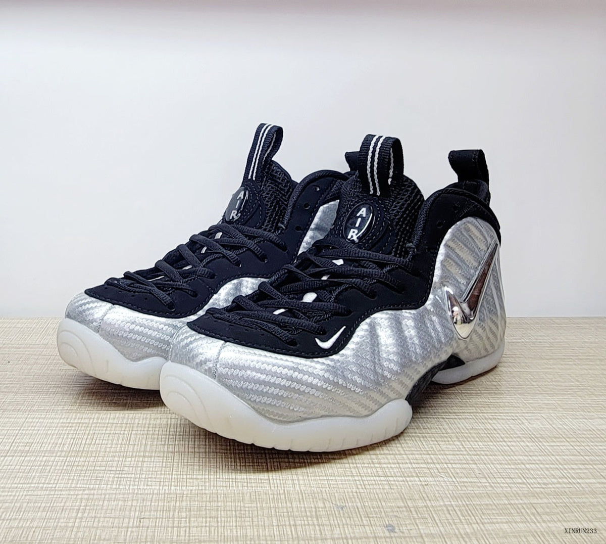 Nike Foamposite Pro Silver Surfer Silver Basketball Shoes