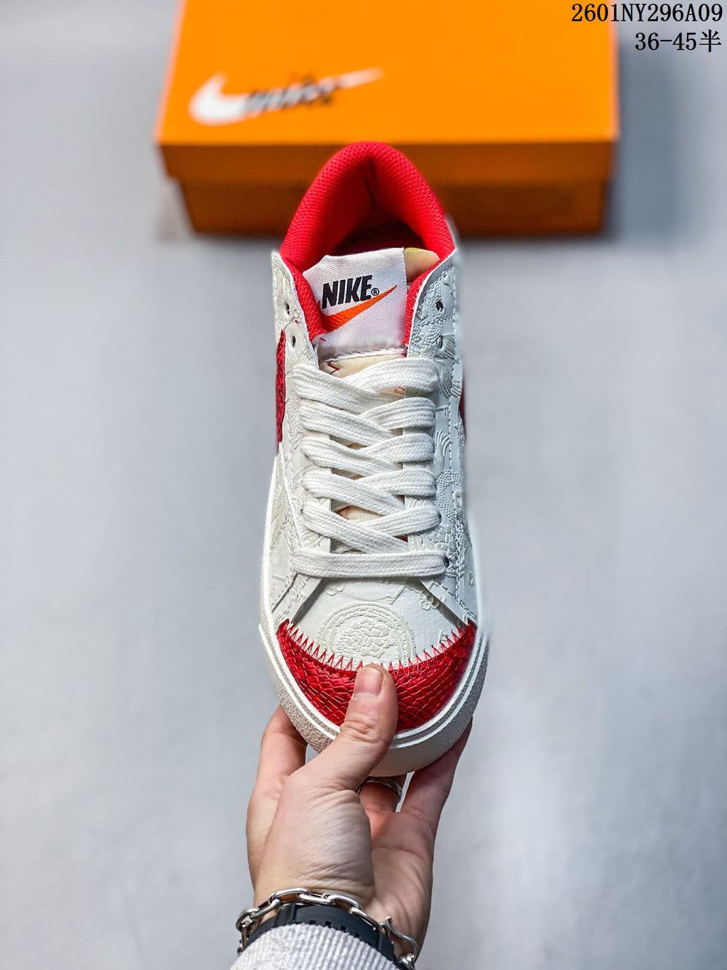 Nike Blazer Low ’77 Jumbo White Red Sneakers 2601NY296A09
