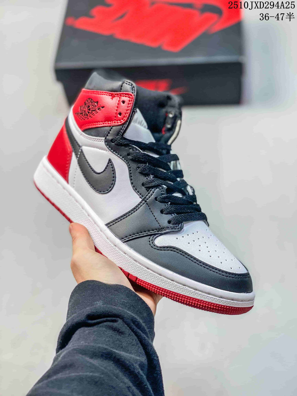 Air Jordan 1 Retro High OG Color-Block High-Top Sneakers