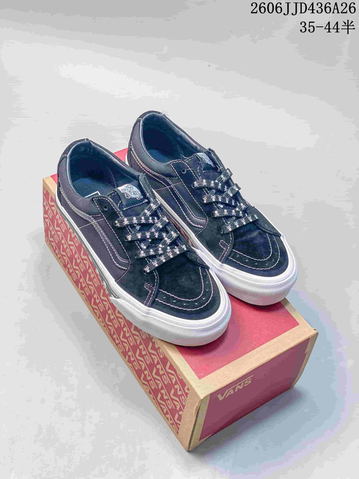Vans SK8-Low Black White Skull Low-Top Sneakers
