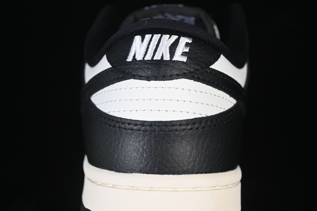 Nike Dunk Low SE Black and White Sneakers HQ7487-100