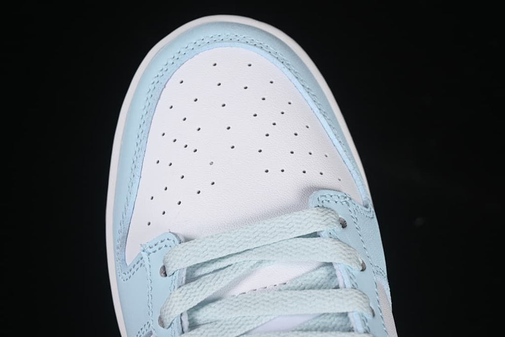 Nike SB Dunk Low Sneakers Light Blue White FB9109-105