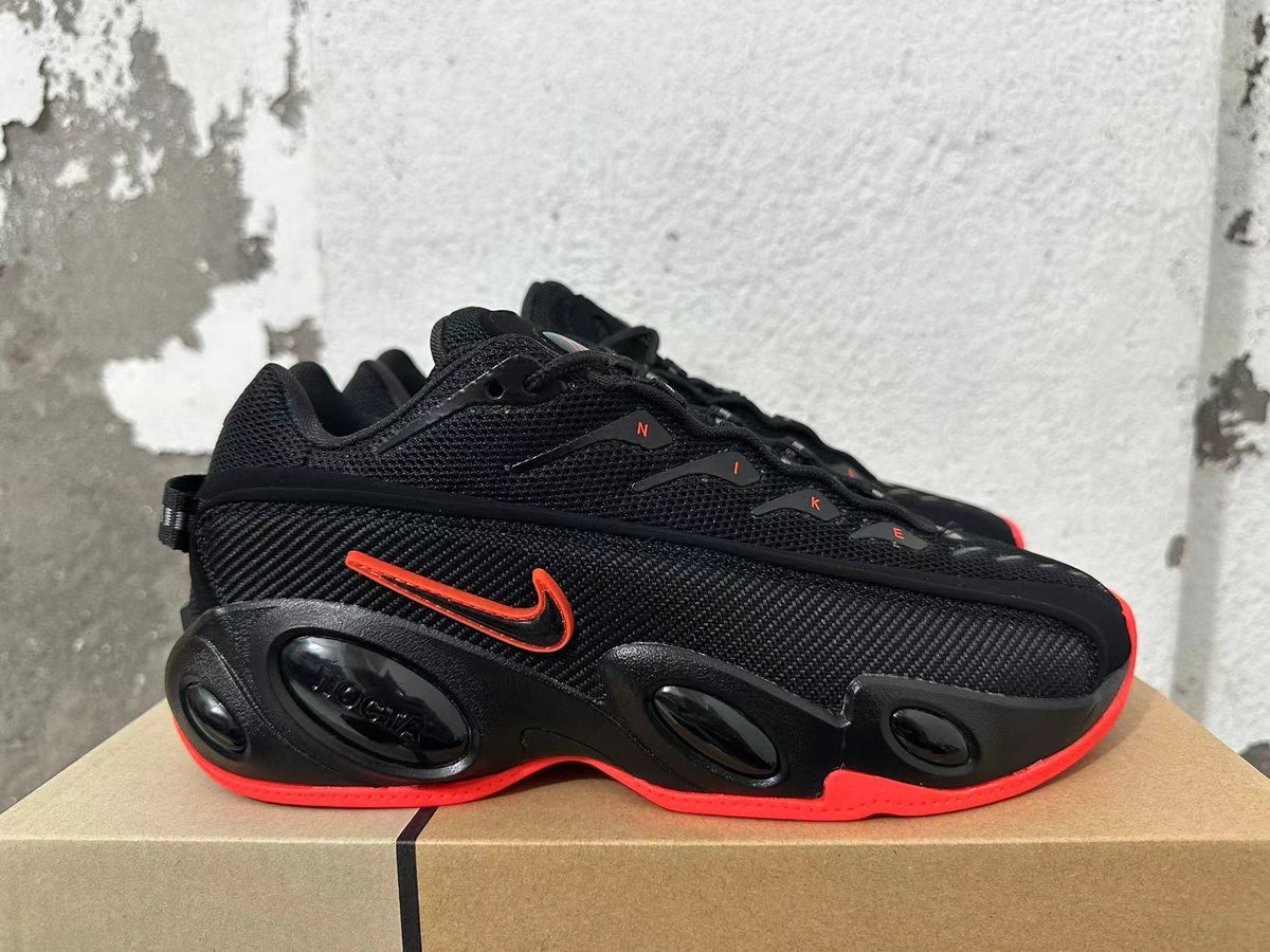 Nike Air Zoom Flight 95 Black and Red Sneakers