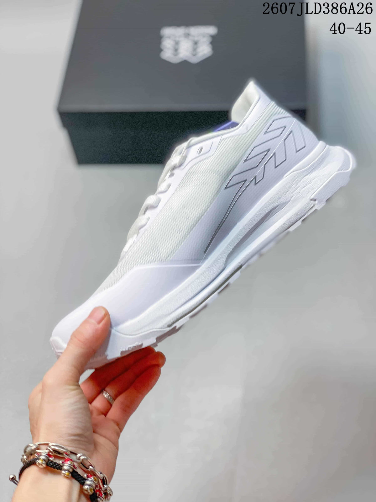 KOLON SPORT EGG LITE 2.0 White Hiking Sneakers
