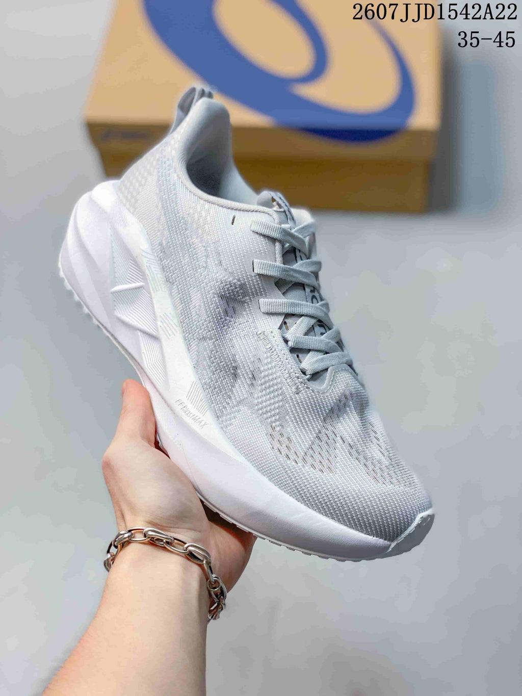 ASICS GEL-NOVABLAST 5 LE Running Shoes White JJD1542A22