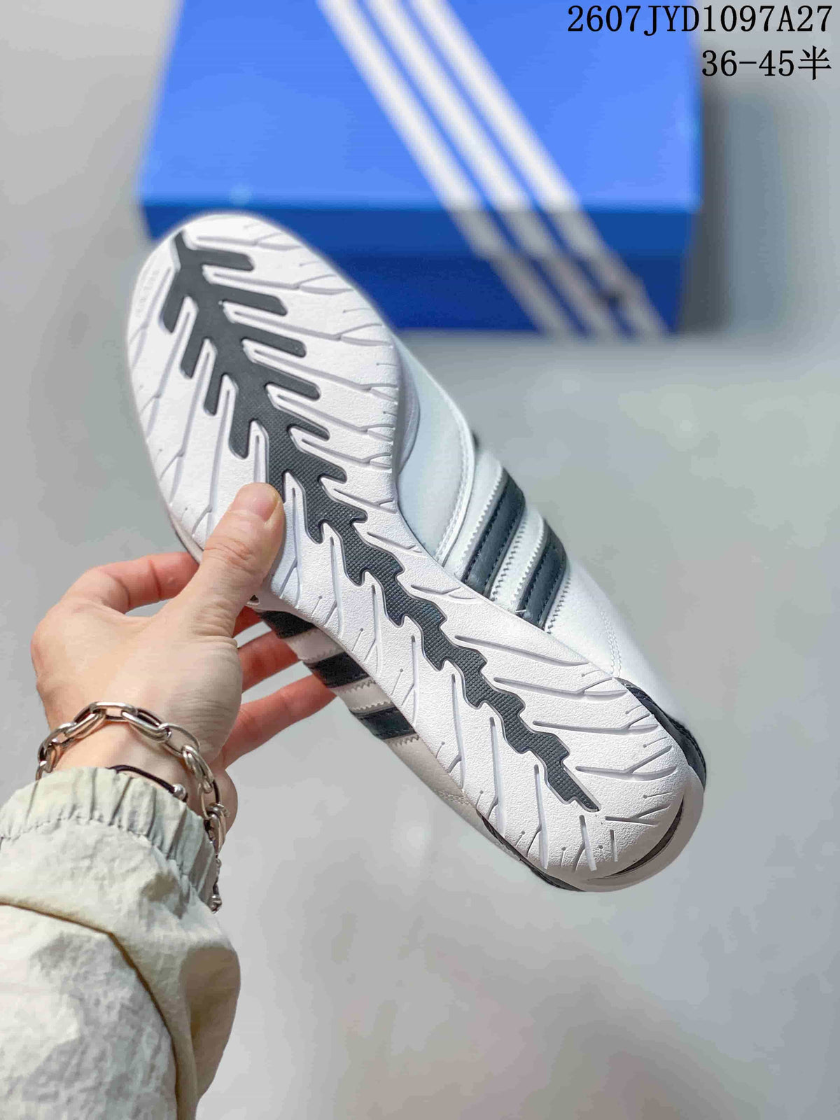 Adidas Originals Superstar White Black Sneakers IH4211