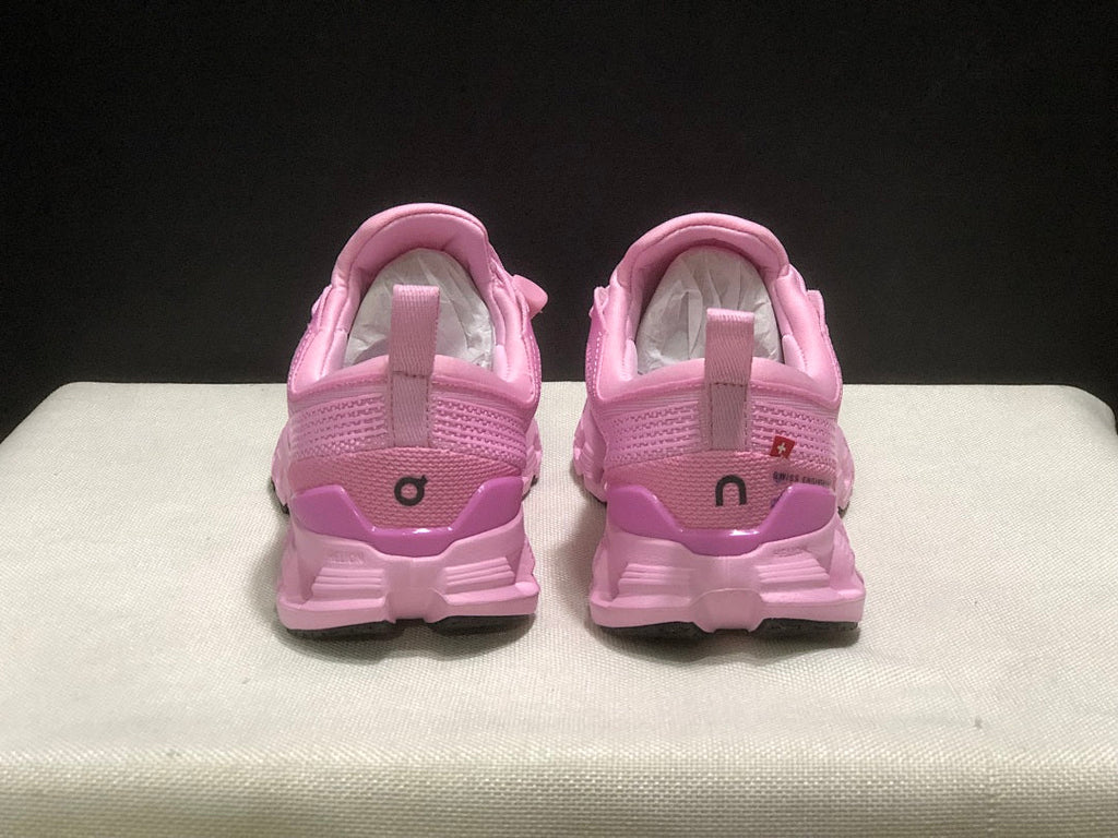 On Cloud X Z5 Pink Sneakers